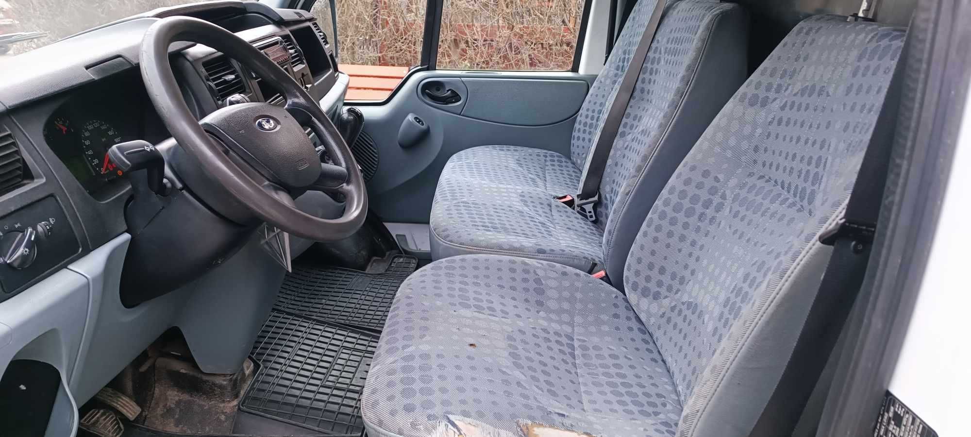 Ford Transit 2010 rok 2.2 Turbo Diesel 250 tysięcy Przebiegu