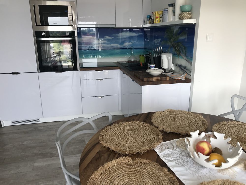 Poczuj smak lata w Sianożętach Apartamenty Pięć Mórz Basen i Spa