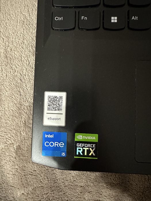 Laptop Lenovo IdeaPad Gaming3 15IHU6, i5-11320H, 16GB, RTX3050, 512GB