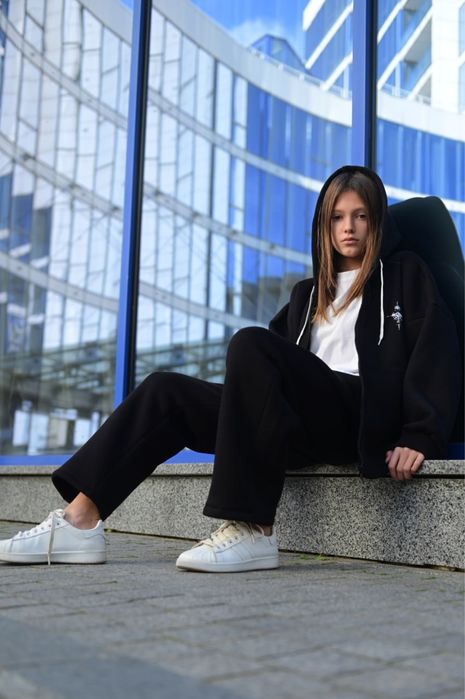 Теплий костюм на дівчинку тринитка на флісі