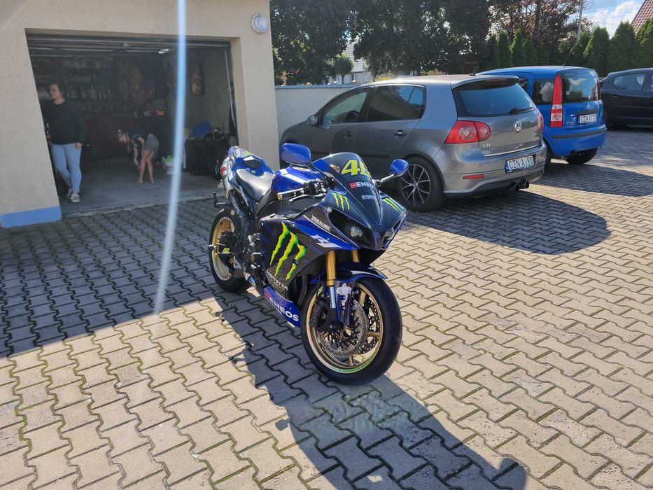 YamahaR1 RN22 2013(facelifting)Akrapovic,Brembo,Custom Valentino Rossi