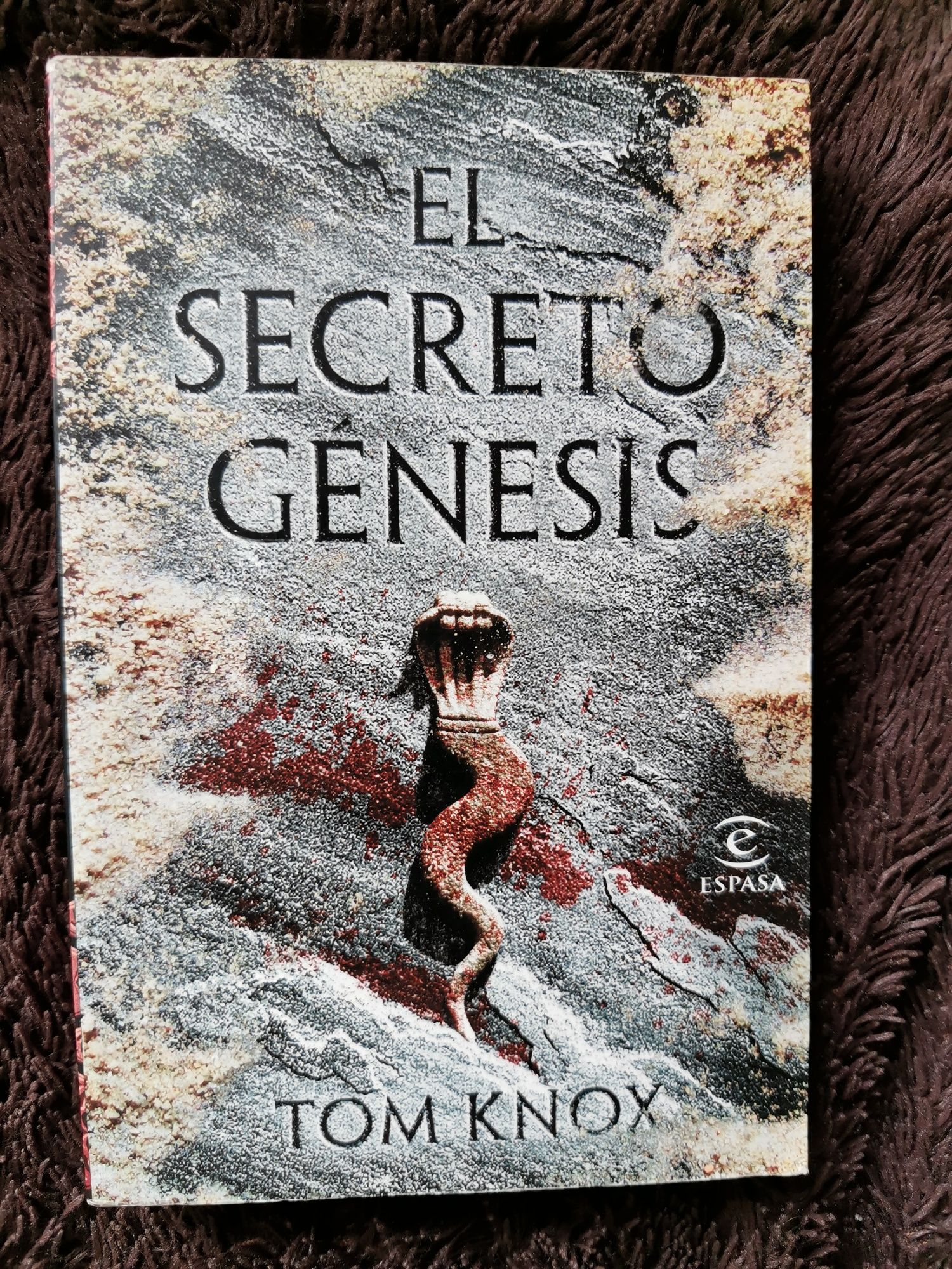 El secreto de Génesis, Tom Knox, język hiszpański