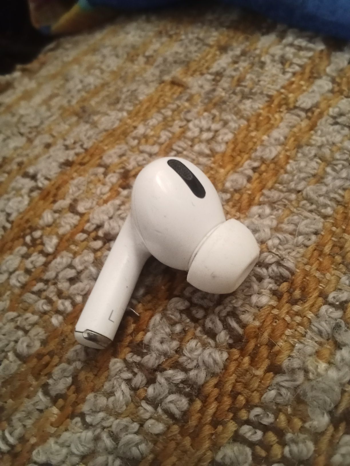 Наушник левый airpods a 2083