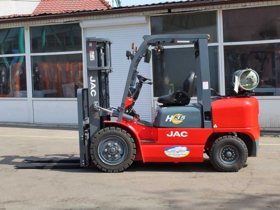 Продам новий вилковий газ-бензиновий навантажувач Jac CPQYD35H