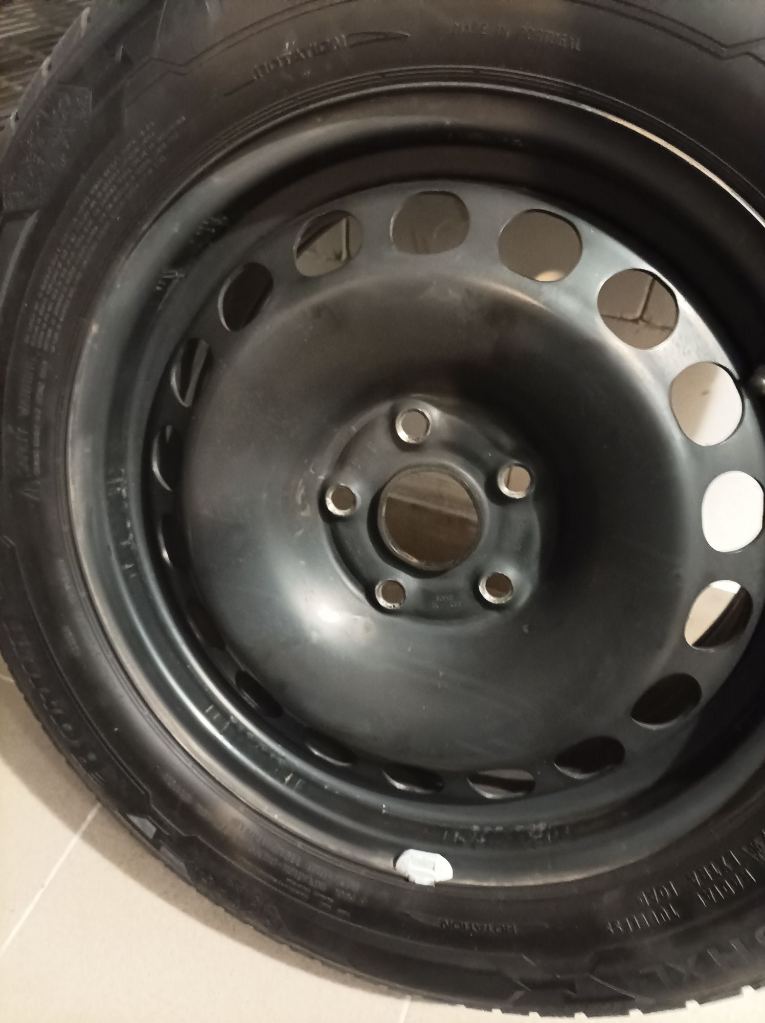 Oryginalne VW Felgi stalowe 16" 5x112 et 41 +nowe oryginalne  kołpaki