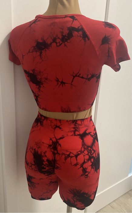 NOWY komplet sportowy, do jogi, do biegania, na siłownię, rozmiar S.