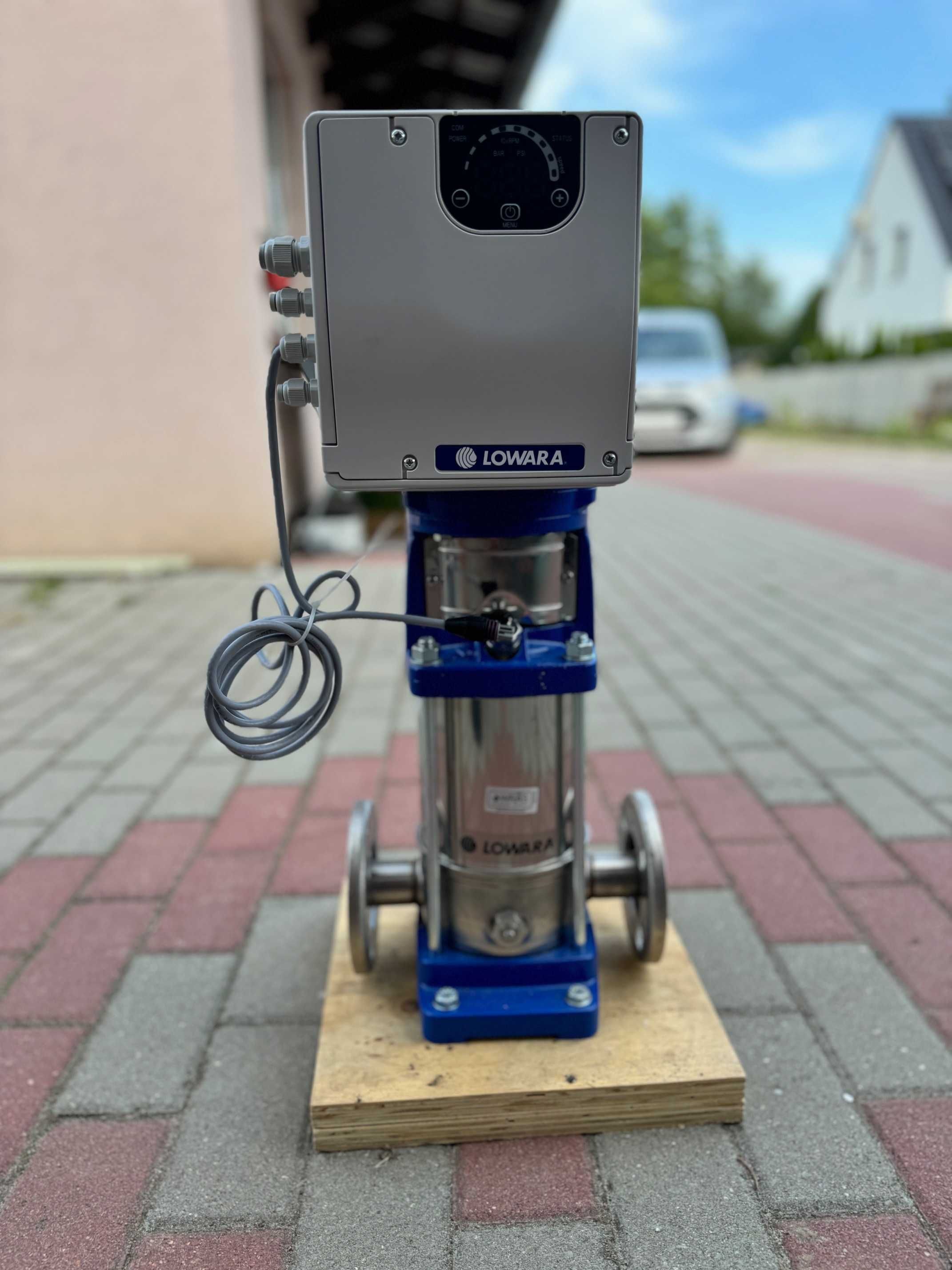 Pompa cisnieniowa Nowa LOWARA Model 5SVE06F011P0M/2