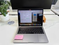 MacBook Pro 13” (2019) 2,4GHz i5 | 16GB RAM | 500GB