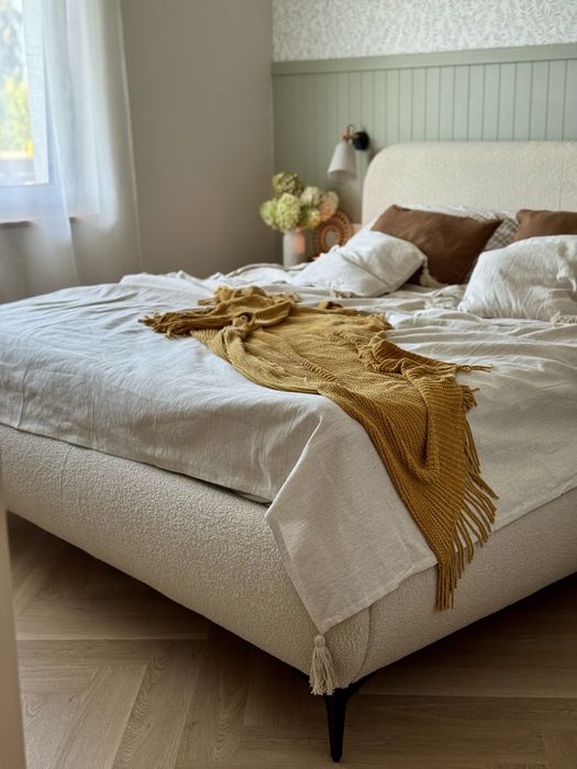 Duże łóżko nowe 180x200