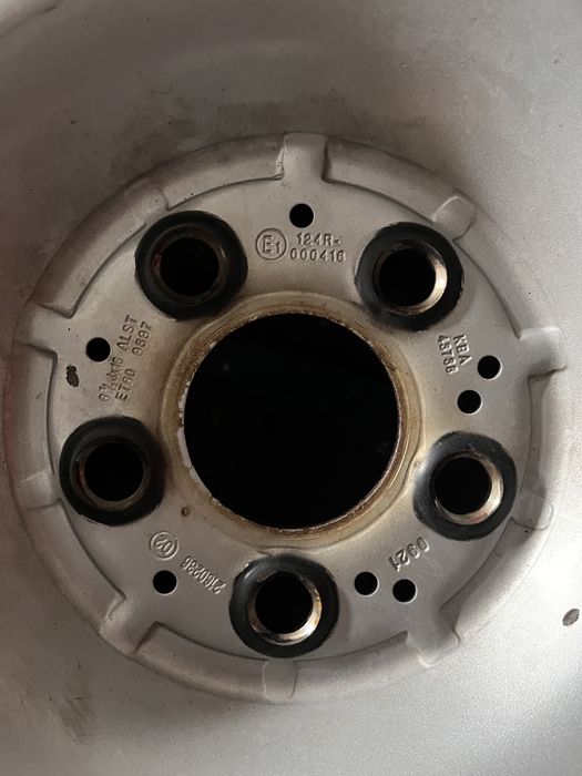 Mercedes vito viano w639 felgi stalowe r16