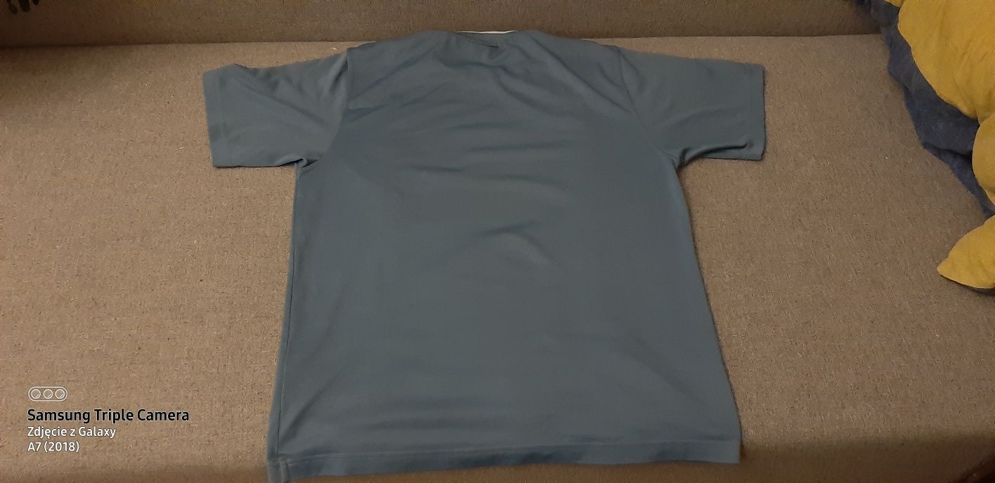 Sprzedam koszulkę Nike