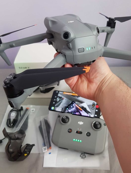 Dron DJI AIR 3S + 2x bateria + care na rok + gwarancja na rok Łódź
