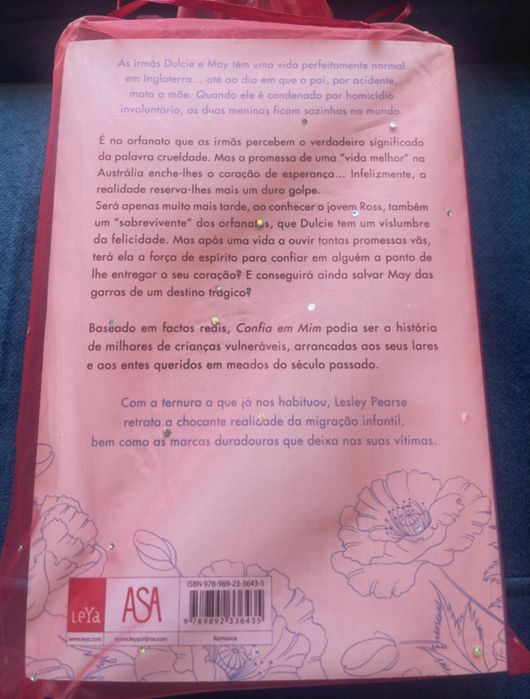Livro completamente novo
