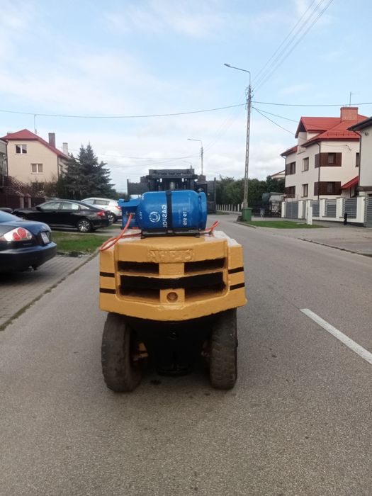 Wózek widłowy Clark
