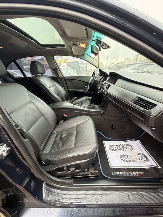 Na Sprzedaż BMW E60 2.2B/strzały/Bass/navi/tył napęd/klima/nowe opony
