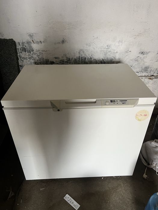 Горизонтальна Морозильна камера/Ларь/ Liebherr