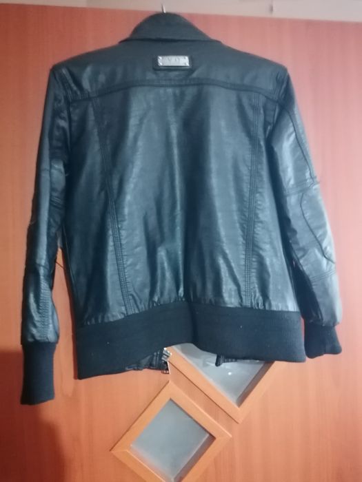 Sprzedam kurtkę chłopięcą