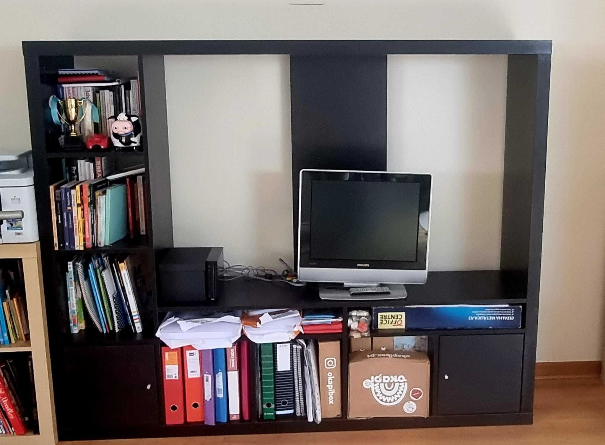 Móvel TV Ikea - Preto