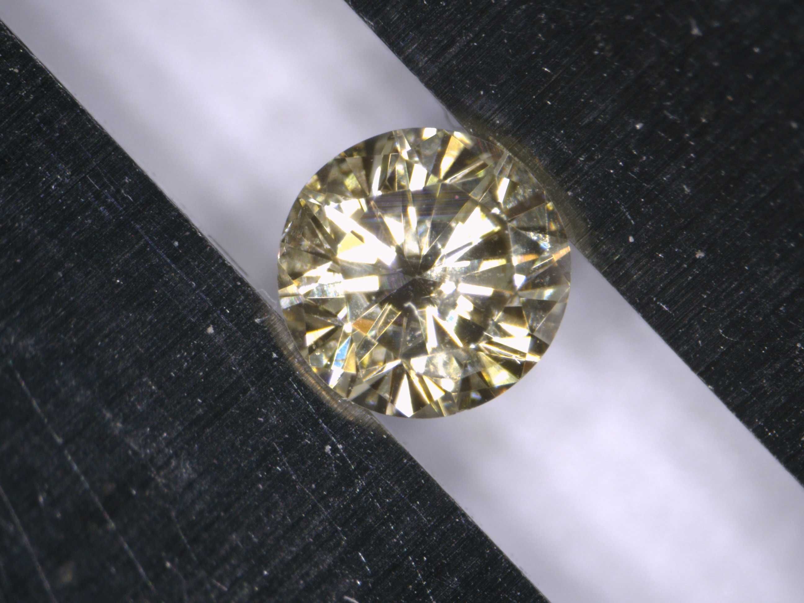 Naturalny Diament 0.07ct Żółty Brylant I1