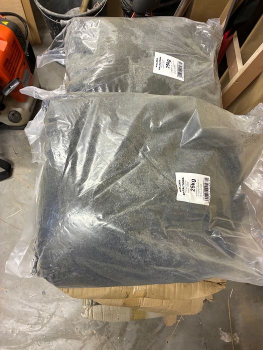 Mączka bazaltowa. Zasypka do kostki brukowej