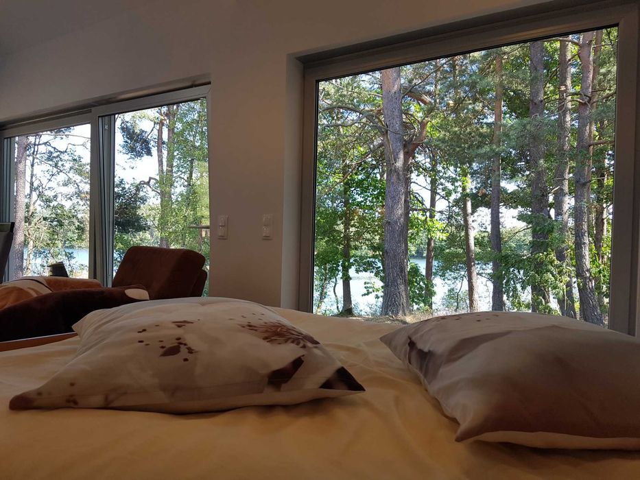 Domek nad samym jeziorem