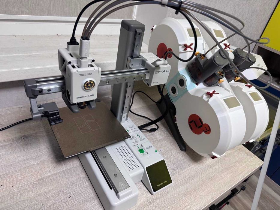 Bambu Lab A1 Mini + AMS (закритий тип) + 3 хотенди