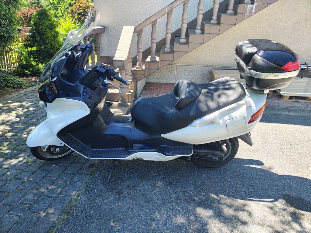 Suzuki Burgman 650