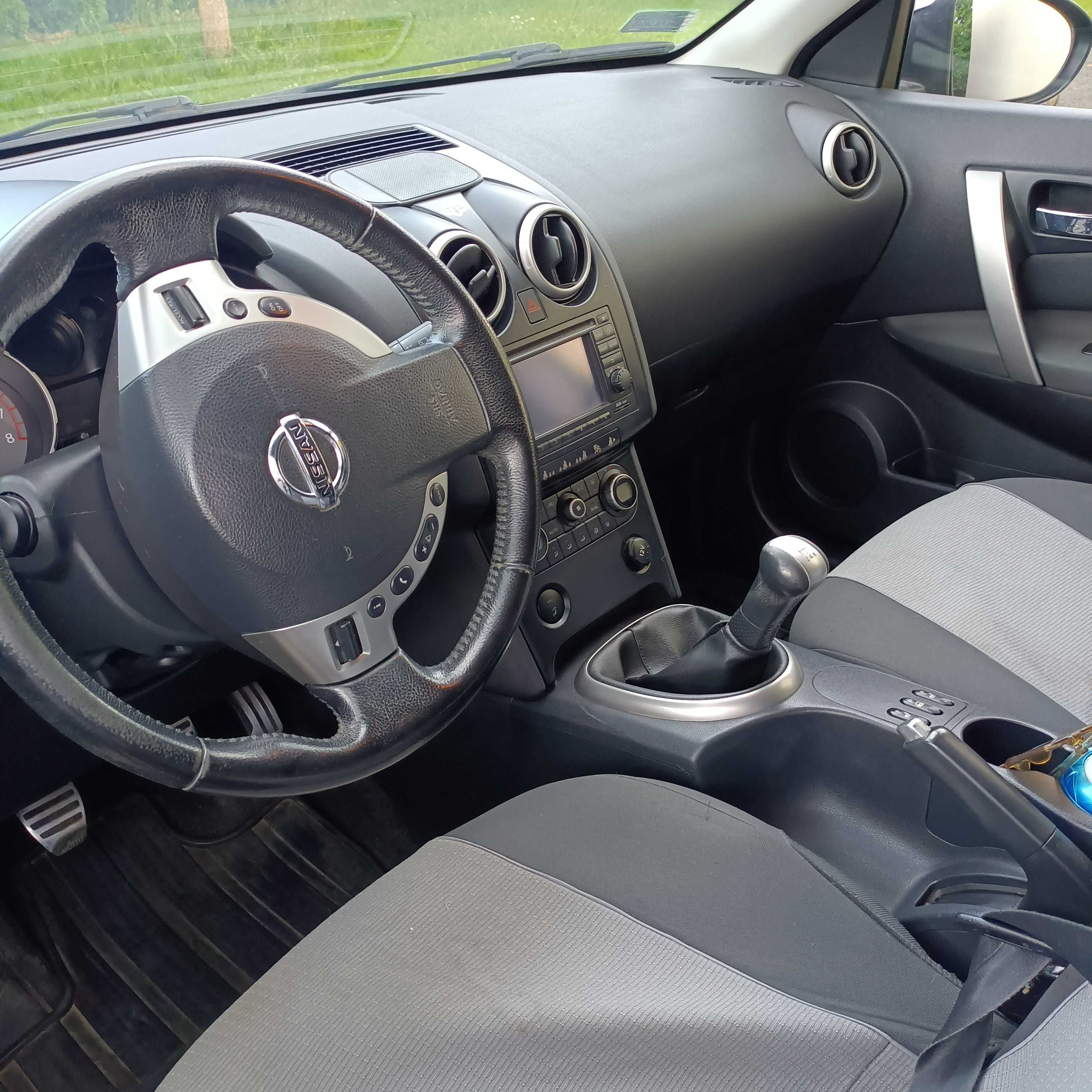 Sprzedam Nissan  Qashqai+2