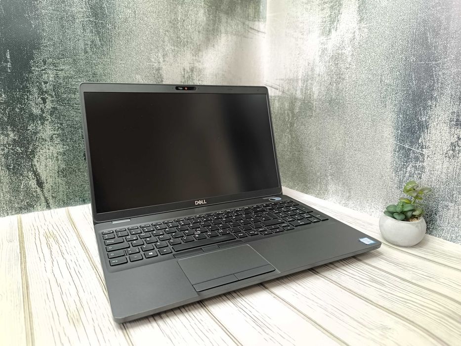 Ноутбук Dell Latitude 5500 15.6"\i5-8265U\8 GB\SSD256\Гарантія\опт\роз