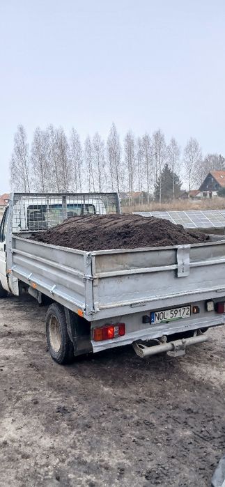 Czarnoziem ziemia ogrodowa  rozdrabniana piasek żwir