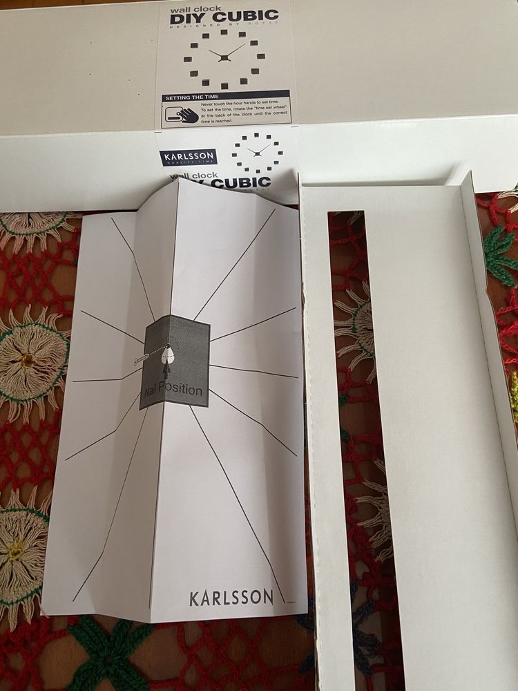 Zegar ścienny nowy koloru czarnego DIY CUBIC KARLSSON