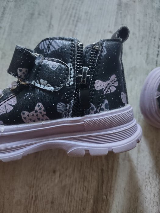 Buty dziecięce roz 22