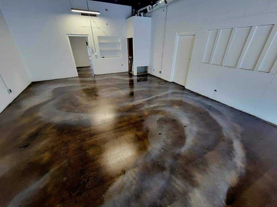 Lakier Poliuretanowy Matowy UV 2 kg Posadzka Żywiczna Żywiczne