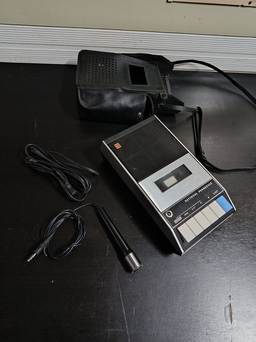 Nacional Panasonic RQ-221S Gravador/Leitor de Cassetes Portátil Vintag