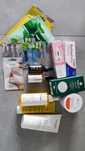 Zestaw kosmetyków Basiclab Skintra Eveline Yope Holika holika krem