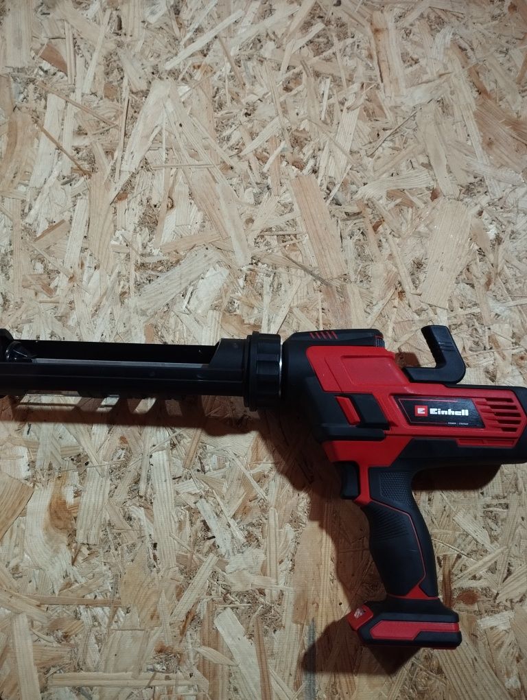 Пістолет для герметика Einhell TE-SG 18/10 li