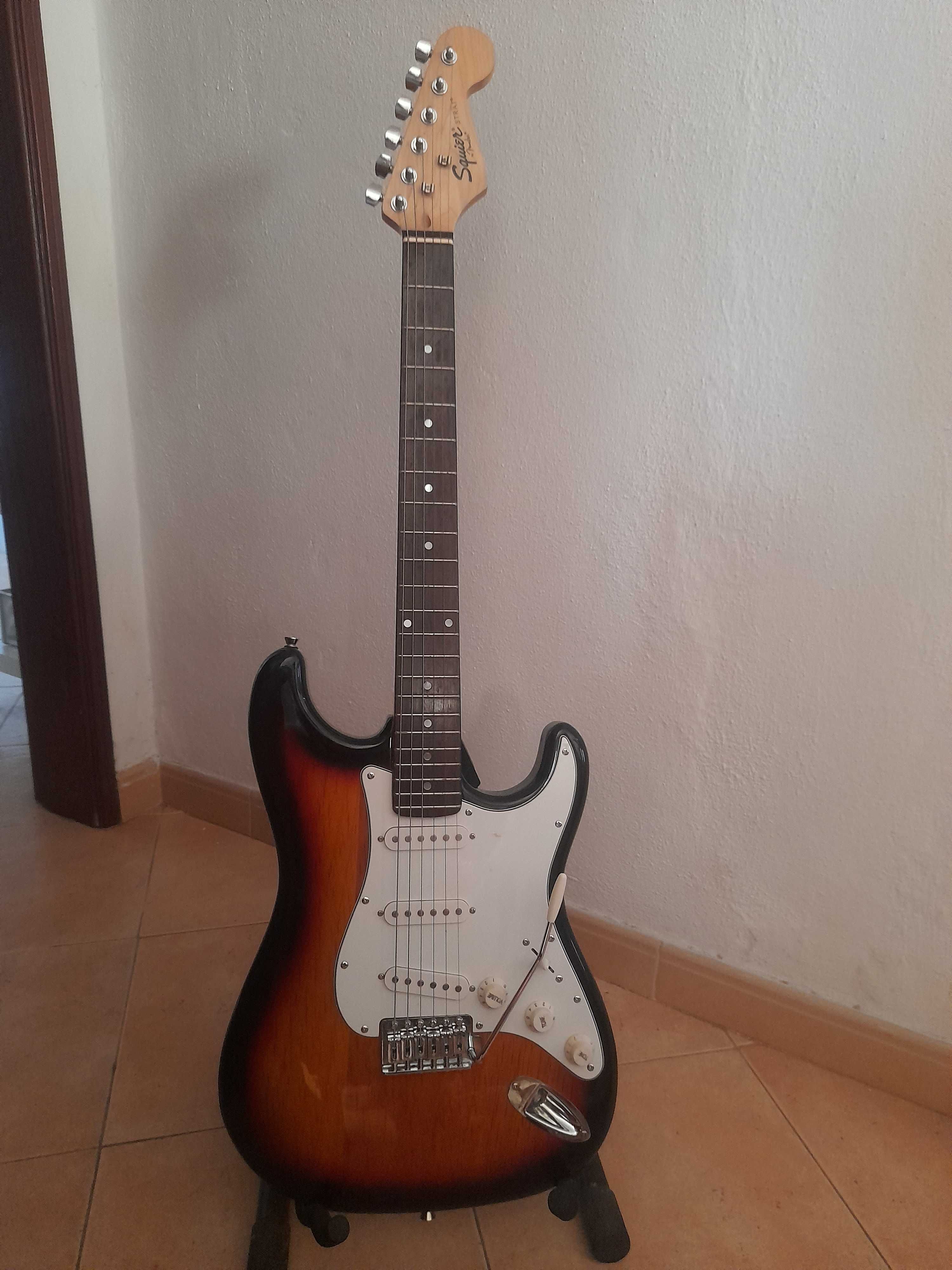 Guitarra Squier Strat