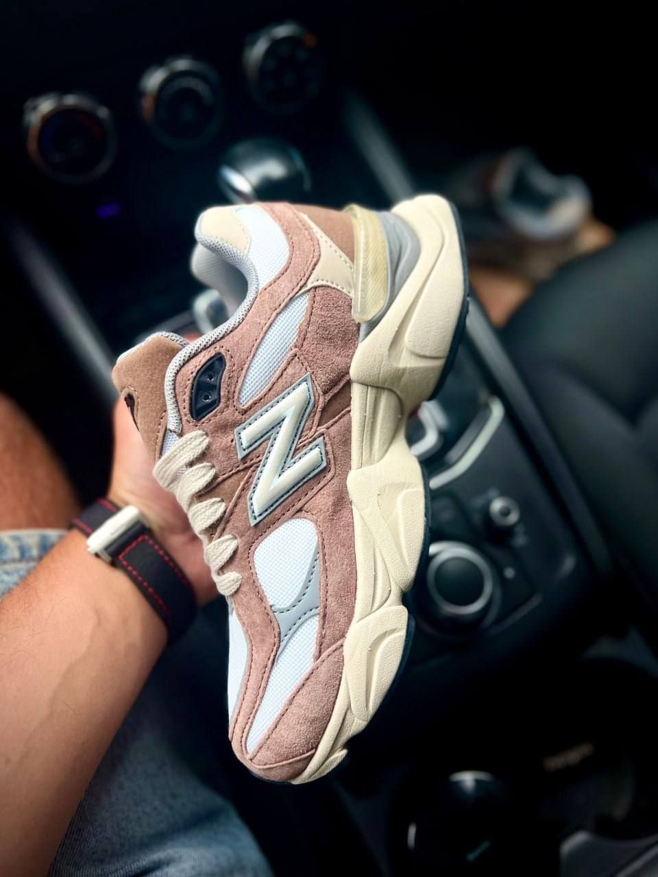 Брендові жіночі кросівки / New Balance