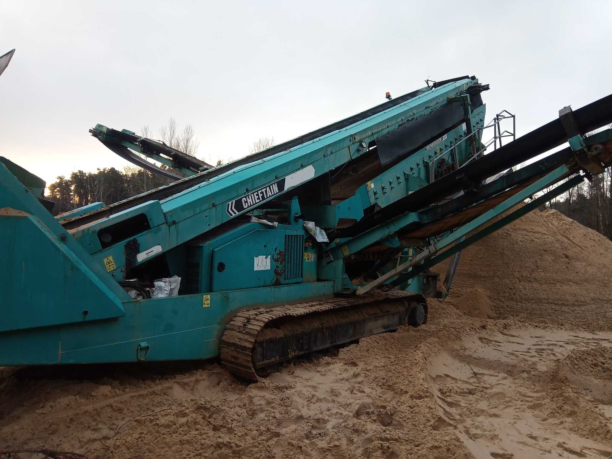 Przesiewacz Powerscreen CHIEFTAIN 2100 3 frakcje 2 sztuki, zamiana