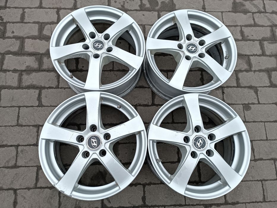 Felgi Alu Hyundai i30 ix20 ix35 5x114.3 ET40 7J16