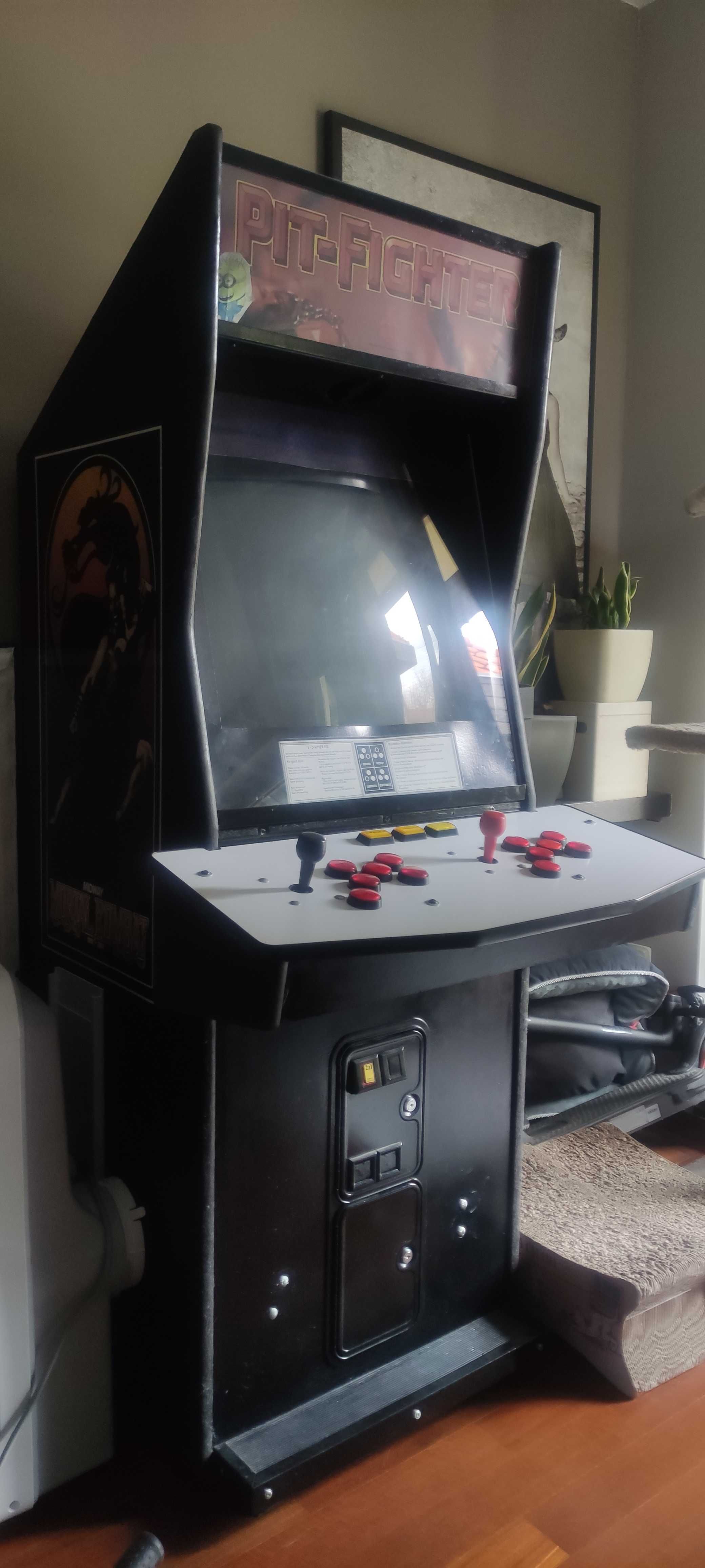 Automat Arcade Atari z 1991 monitor kineskopowy WROCŁAW