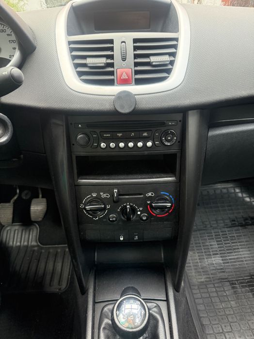 Peugeot 207 (2007 r.) – 1.4 benzyna