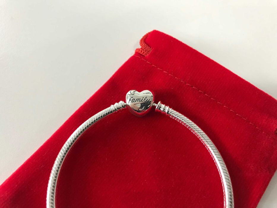 Pulseira Arvore da Familia Pandora em Prata de Lei S925 Nova