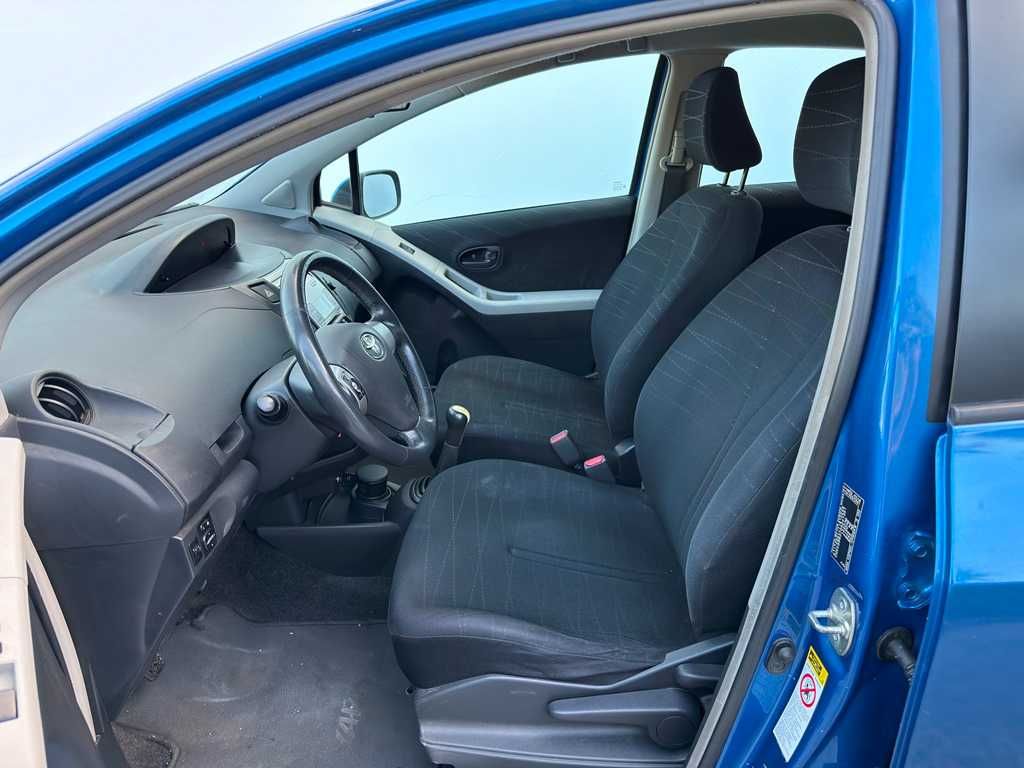 Toyota Yaris 1.0VVTi 70Cv 130.000Km Selo Barato 03/2007