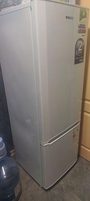 Холодильник Beko cs325020