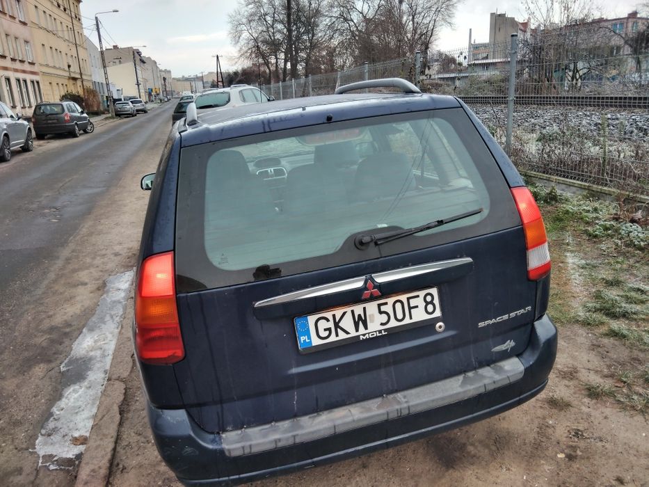 Tanio sprzedam Mitsubishi space Star 1999 rok nowa niższa cena