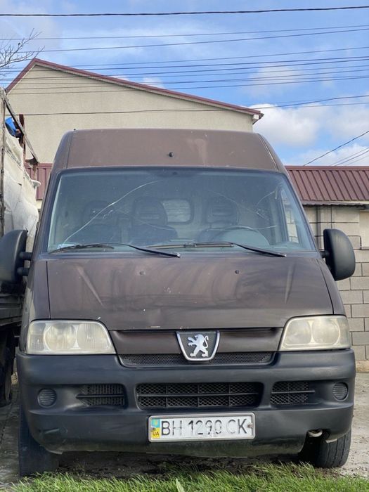 Малотонажный микроавтобус пежо боксёр
