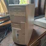 Retro Komputer stacjonarny PC Pentium 2