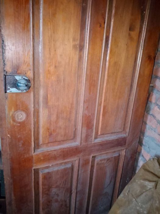 Вхідні дерев'яні двері 80 на 200