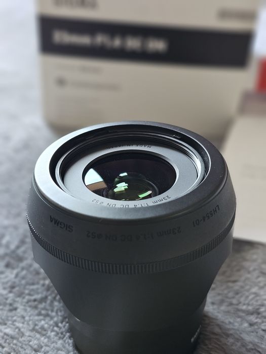 Używany obiektyw Sigma 23mm, F1.4 do Sony-E APSC, na gwarancji!